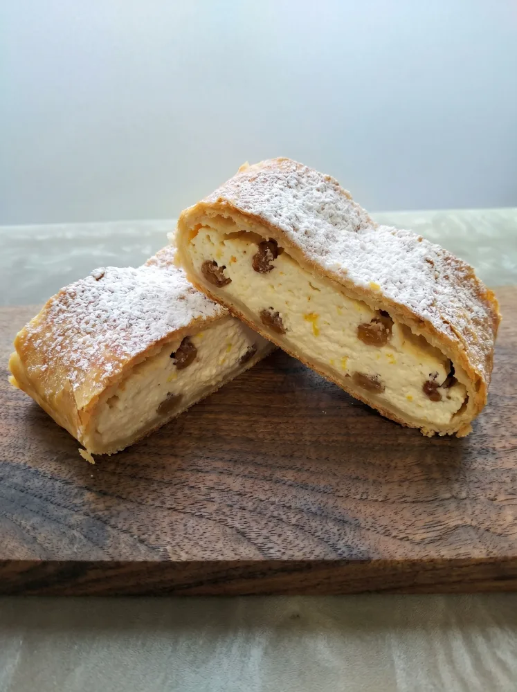 Strudel cheesecake
